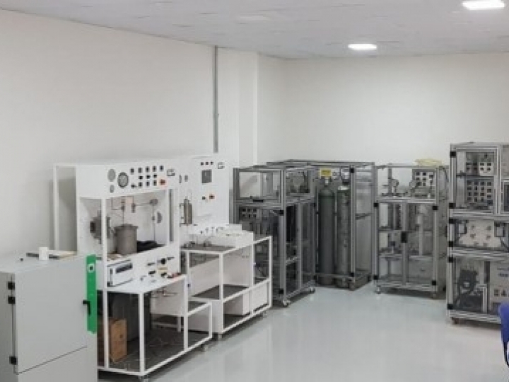 Conversão de biomassas renováveis em intermediários químicos verdes