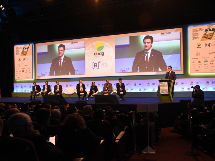 Agronegócio nacional precisa de ações de comunicação integrada