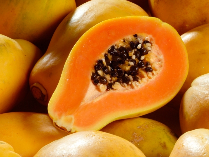 Preços em queda da cebola e do mamão