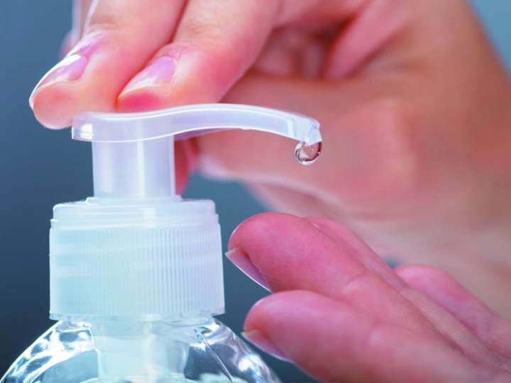 Setor sucroenergético doa álcool para rede pública de saúde