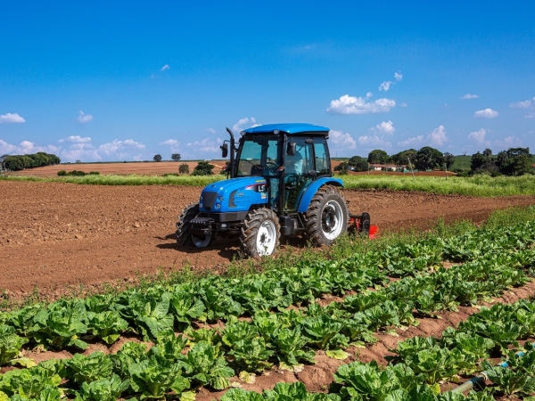 ortifrutitrator é um trator com especificidades para o segmento. Foto: Divulgação 