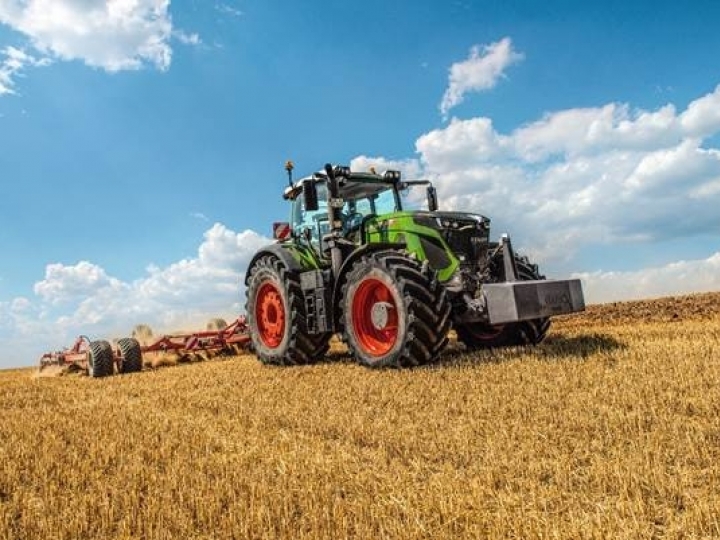 Premiada série de tratores Fendt 900 Vario chega ao Brasil