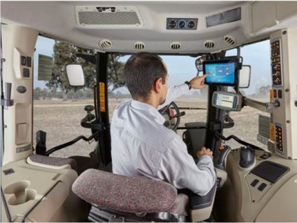 Tratores da linha MF MF 7700 e o MF 6700R terão embarcado o Massey Ferguson Guide, by Trimble™  (Crédito/foto: Divulgação Massey Ferguson)