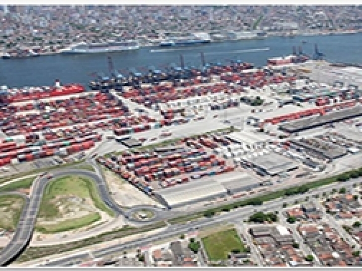 Santos Brasil cria corredor logístico para produtor de fertilizantes