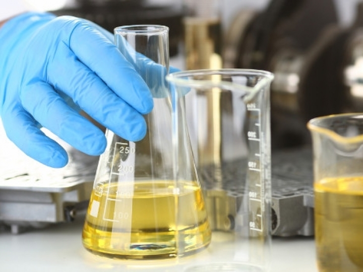 Preço do diesel fica 6% mais barato em um ano e fecha outubro com baixa de 0,4%