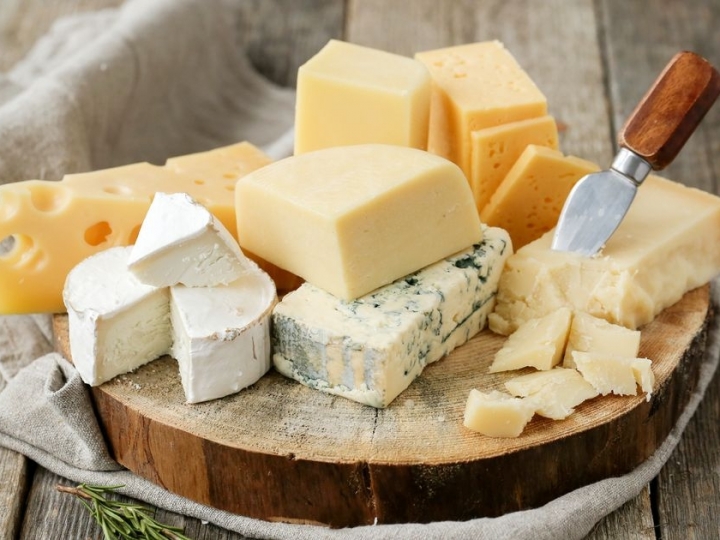 Fiscalização Sanitária apreende 1690 quilos de queijos clandestinos