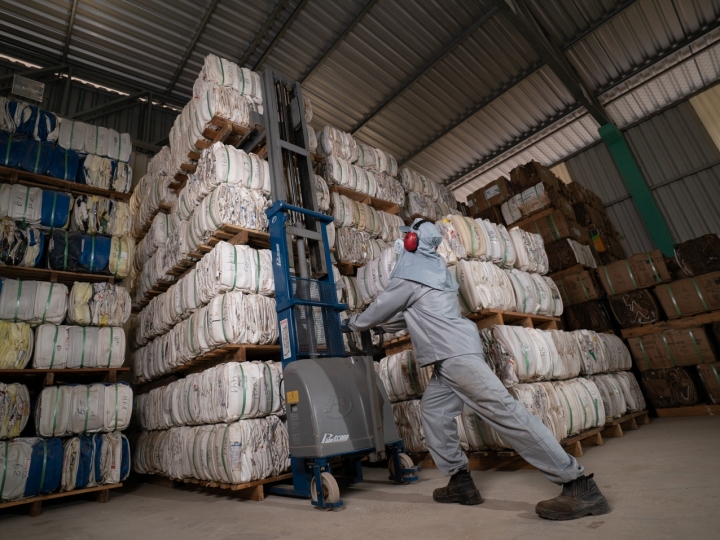 Sistema Campo Limpo supera 600 mil toneladas de embalagens vazias de defensivos agrícolas destinadas corretamente desde 2002 