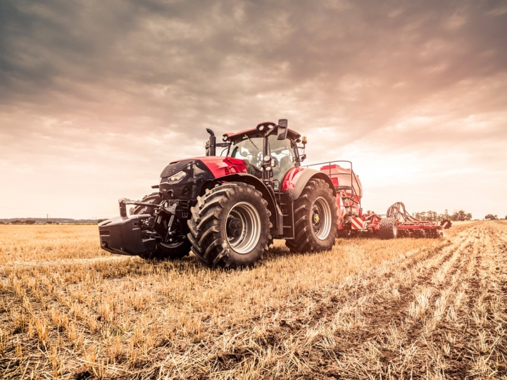 Entrega de equipamentos agrícolas a 49 municípios pelo Frota Agro 2021