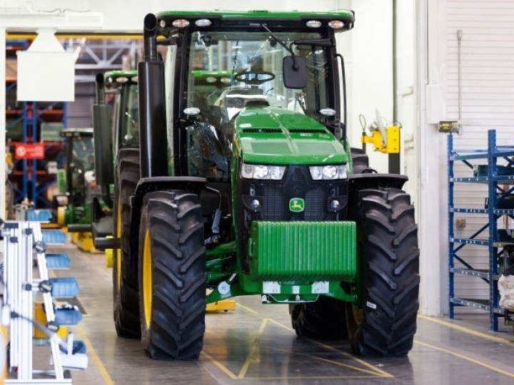 Ericsson e John Deere firmam parceria para impulsionar inovação no agro com 5G 
