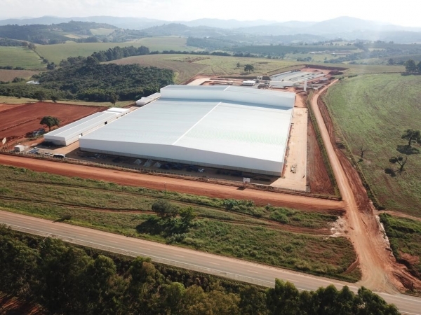 Armazém da EISA em Machado (MG).   Foto: Divulgação