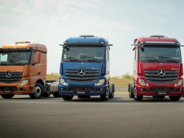 MERCEDES-BENZ: do “Torpedo” L312 ao Novo Actros, uma história de 65 anos