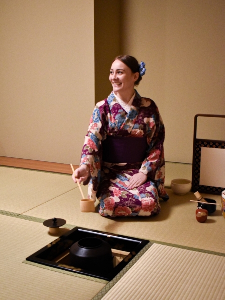 Analista de serviços ao consumidor, Rafaela Pieritz atua no Japão.  Foto: Divulgação