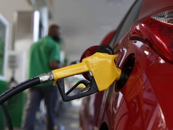 Gasolina está 21% mais cara no país nas primeiras semanas de novembro