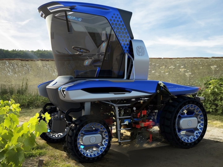 New Holland revela conceito de trator elétrico para operar em vinhedos