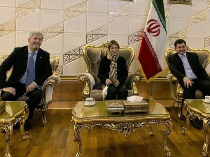 No Irã, ministra mostra potencial de exportação de produtos brasileiros