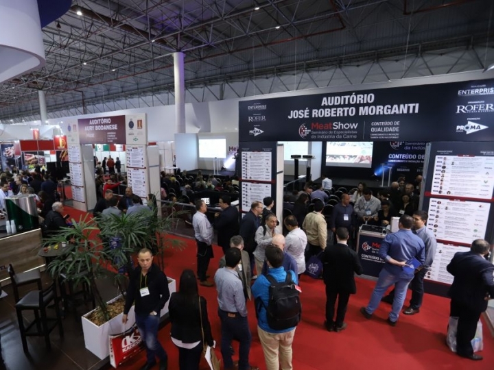 Debates promovidos pelo Território da Carne na ExpoMeat abordam a nova forma de produzir, comprar e consumir carnes