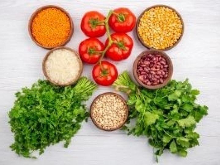 Comida na mesa: a alta dos insumos e o consumidor final