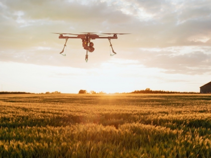 Startup apresenta primeiro sistema híbrido, a etanol, para drones do mundo 