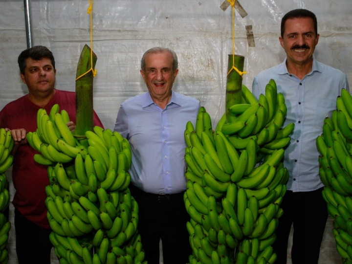 Secretário de Agricultura participa da abertura da Feibanana 2022