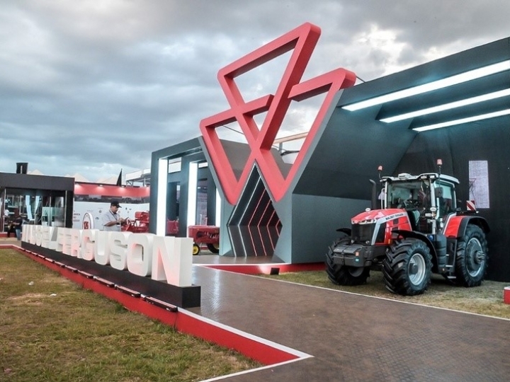 Massey Ferguson aposta na conectividade para seus lançamentos