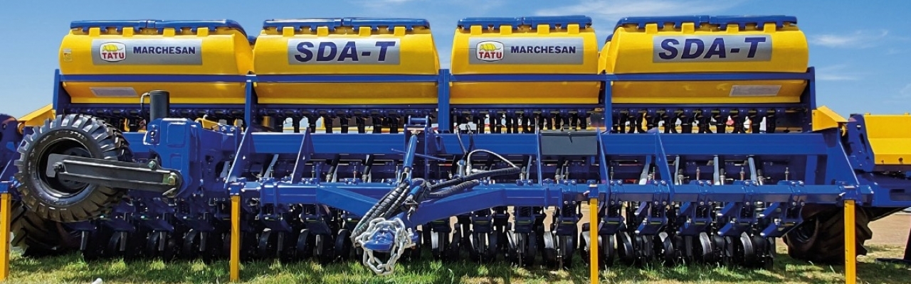 Semeadeira modelo SDA-T desenvolvida para as culturas de inverno, destaque da Tatu Marchesan