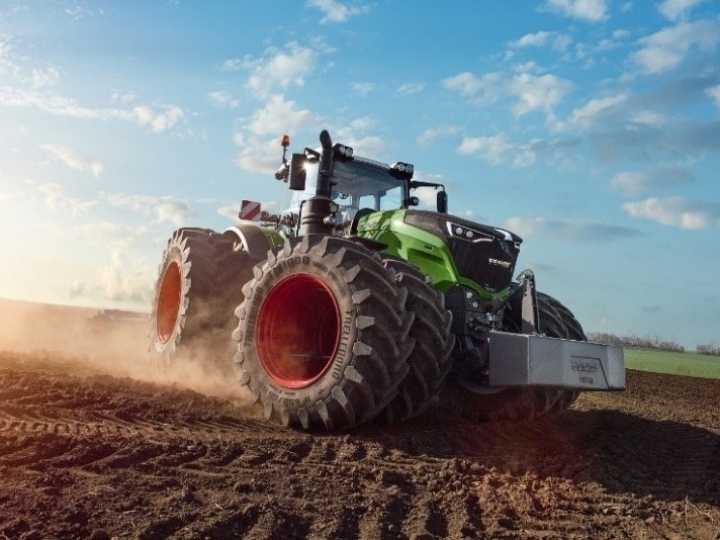 Com máquinas de alta tecnologia, Fendt está no Congresso Brasileiro do Algodão