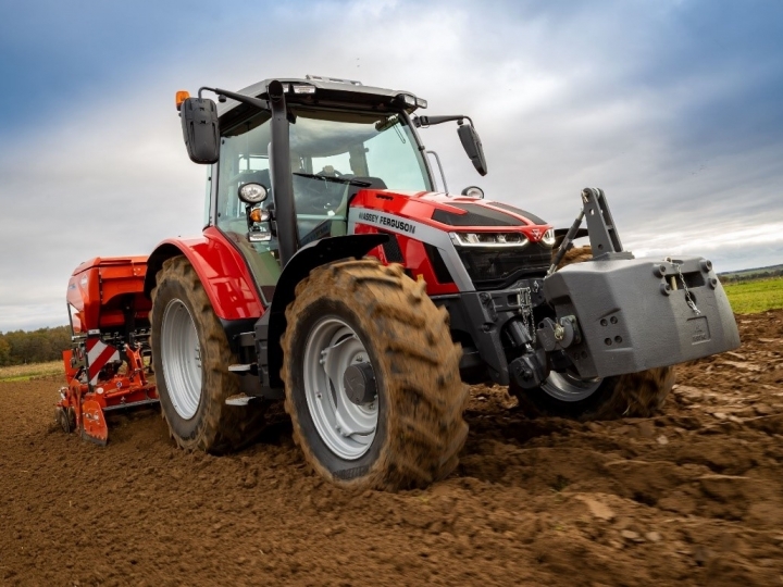Série MF 5S da Massey Ferguson vence o prêmio Farm Machine 2023