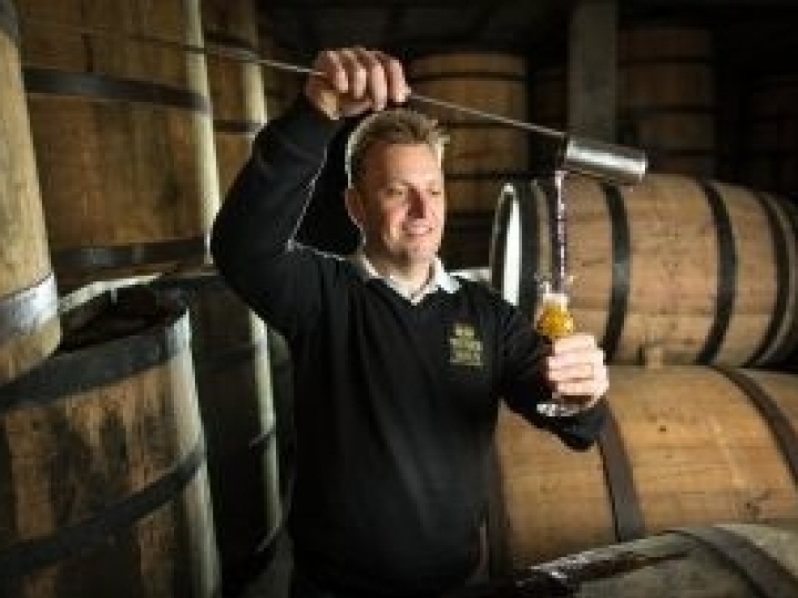 Com recorde de exportação de cachaça em 2022