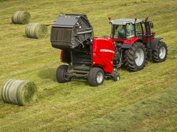 Trator MF 7700 Dyna-6 e enfardadora MF RB 4160V Protec. Foto: Divulgação