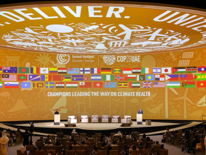 Texto preliminar da COP28 indica eliminação dos combustíveis fósseis