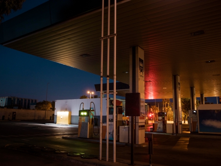 Shell vai trocar 1.000 postos de gasolina por carregadores para elétricos
