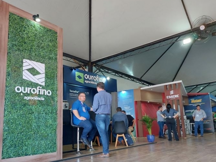 Ourofino Agrociência destaca seu portfólio de produtos na Agrishow 2024