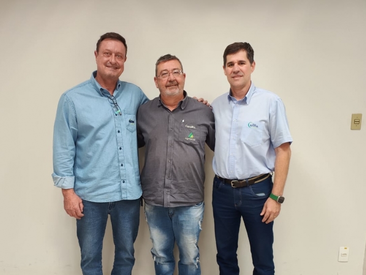 Dia 27 de agosto nosso diretor Plínio César foi muito bem recebido na Usina São José da Estiva, pelos seus grandes amigos Roberto Holland e André Gatto!