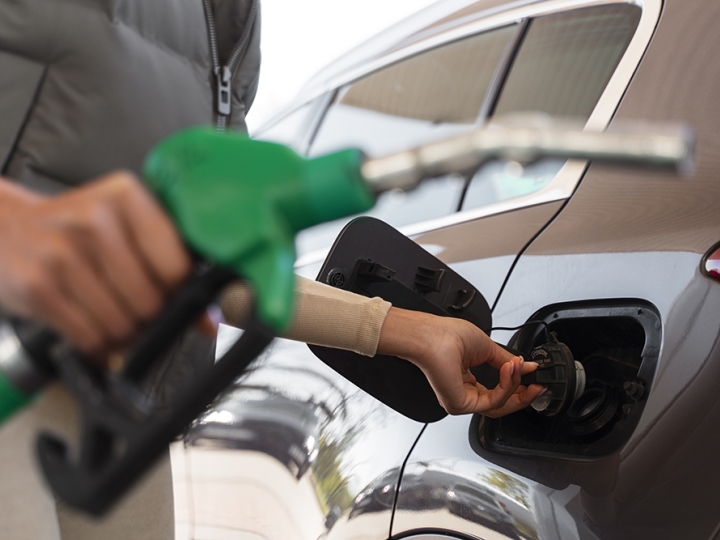 Lula libera 35% de etanol na gasolina; novo percentual vai afetar o consumo