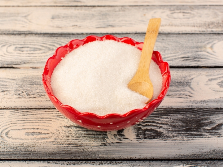 Açúcar inicia semana em alta com mercado atento ao final da temporada em muitas usinas do Brasil