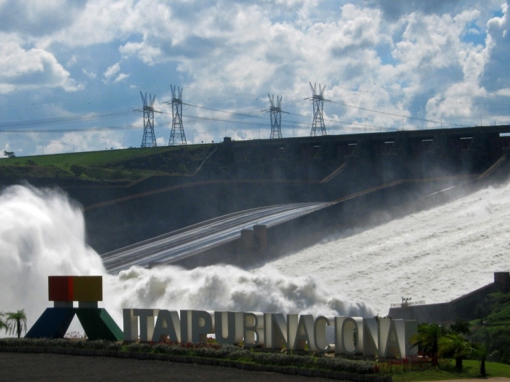 Usina brasileira, uma das Maravilhas do Mundo Moderno, desbanca Três Gargantas da China e entra no Guinness Book: 3 bilhões de MWh acumulados, energia para abastecer o mundo por 43 dias