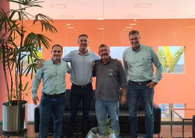 Hoje a minha visita foi ao meu amigo e irmão Rafael, Gerente de manutenção Industrial e Agrícola da Usina São Manoel e sua Equipe