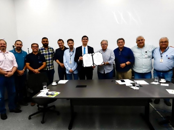 Secretarias de Agricultura de SP e DF assinam protocolo de intenções para parceria na fruticultura