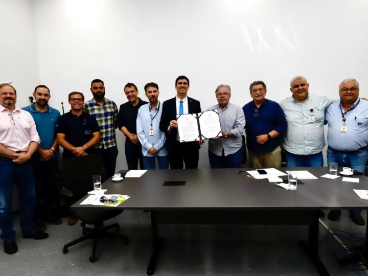 Secretarias de Agricultura de SP e DF assinam protocolo de intenções para parceria na fruticultura
