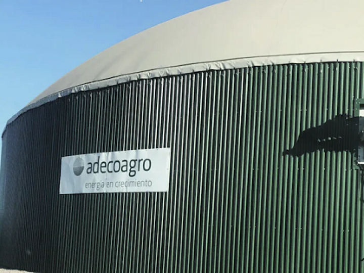 Adecoagro recebe oferta hostil da Tether e ação dispara