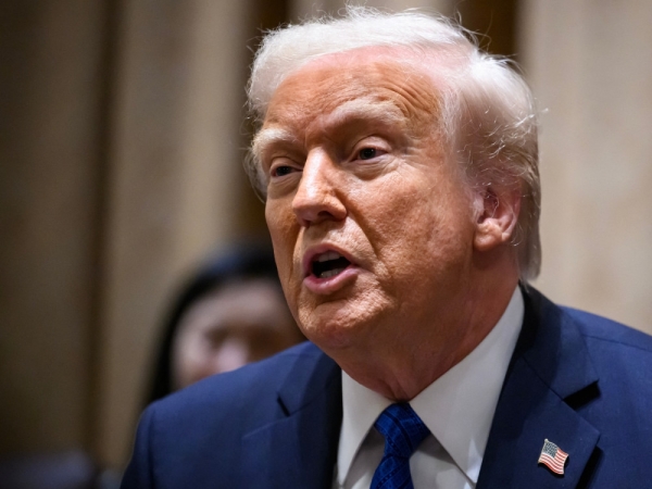 O presidente norte-americano, Donald Trump, fez o anúncio nesta segunda-feira na Truth Social
