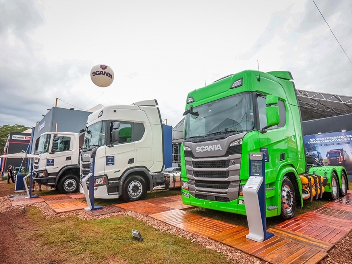 Scania lança novo caminhão a gás RH 460 6x4 na Agrishow 2025 
