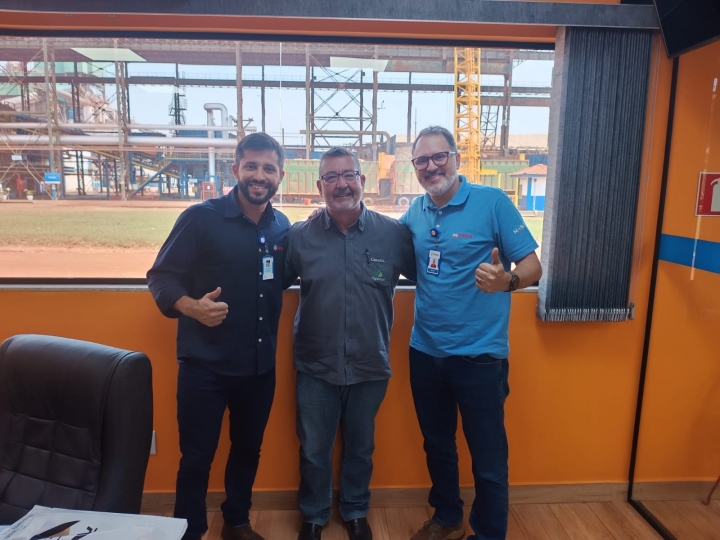 Na terça-feira 7 de outubro, fui muito bem recebido pelos amigos Victor e Mauro, na Usina Mandu do Grupo Tereos...  Muito obrigado pelo apoio e parceria amigos!