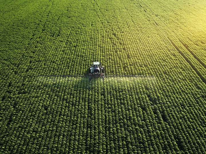 Agro puxa o PIB, VBP deve cair em 2026 e máquinas começam o ano devagar nas vendas