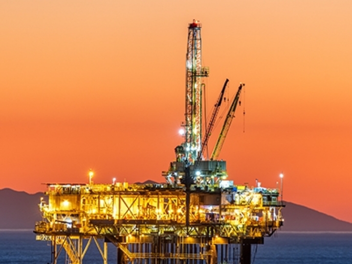 Petróleo anota alta no mercado internacional nesta manhã de 4ª feira